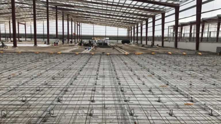 Chống Dột Mái Tôn Nhà Xưởng Bằng Màng Butyl